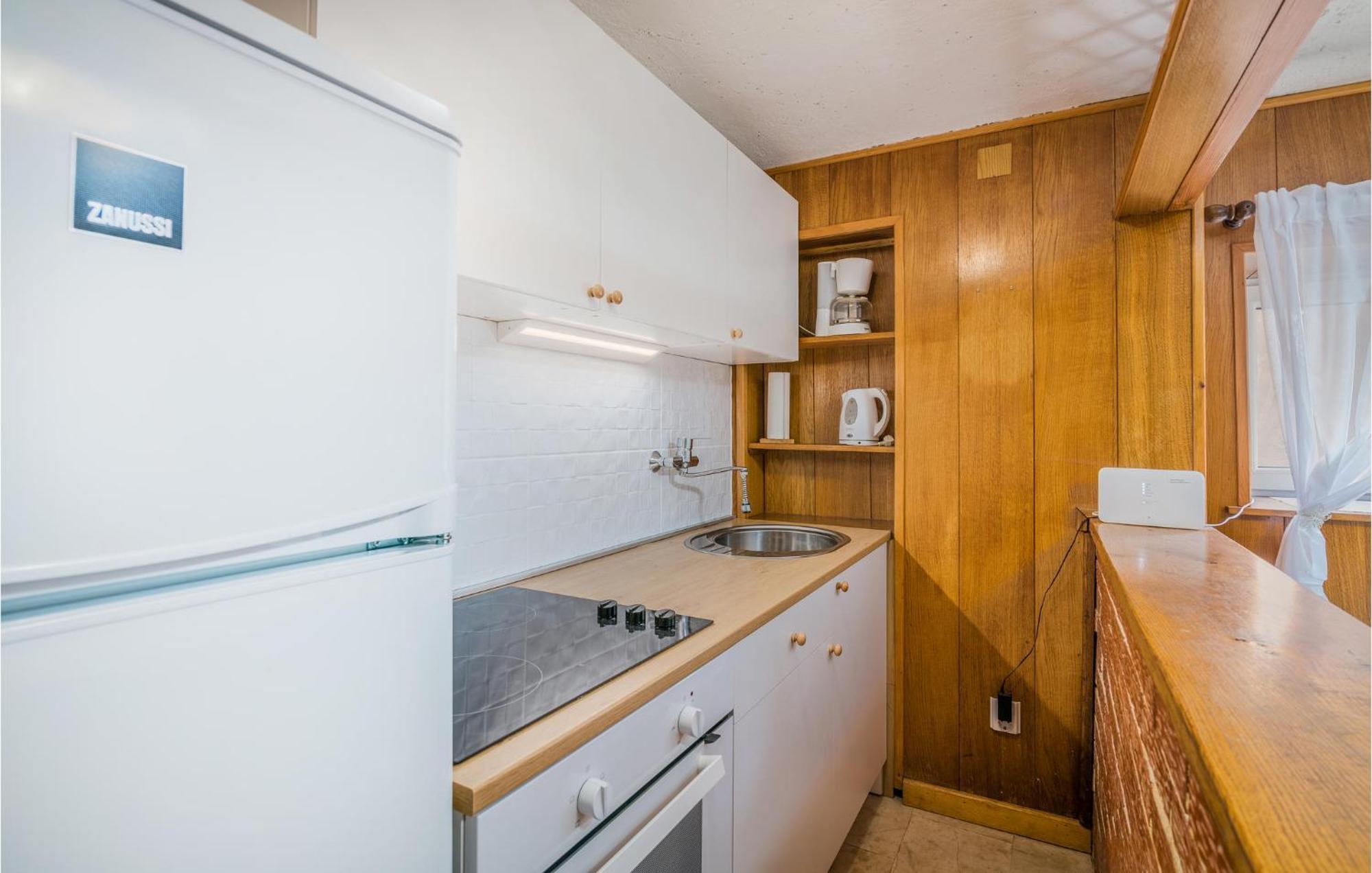 2 Bedroom Gorgeous Home In Baska Exterior foto